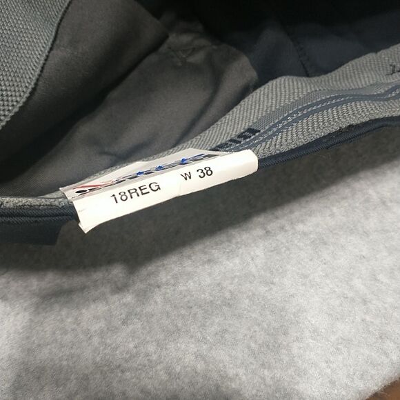 Blauer Womens Cargo Uniform Pants 8815WX Navy Size 18 Unhemmed NWT. - Picture 3 of 9